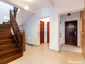 Casă / Vilă de vanzare la intrare in Mogosoaia, padure,... 