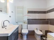 Casă / Vilă de vanzare la intrare in Mogosoaia, padure,... 