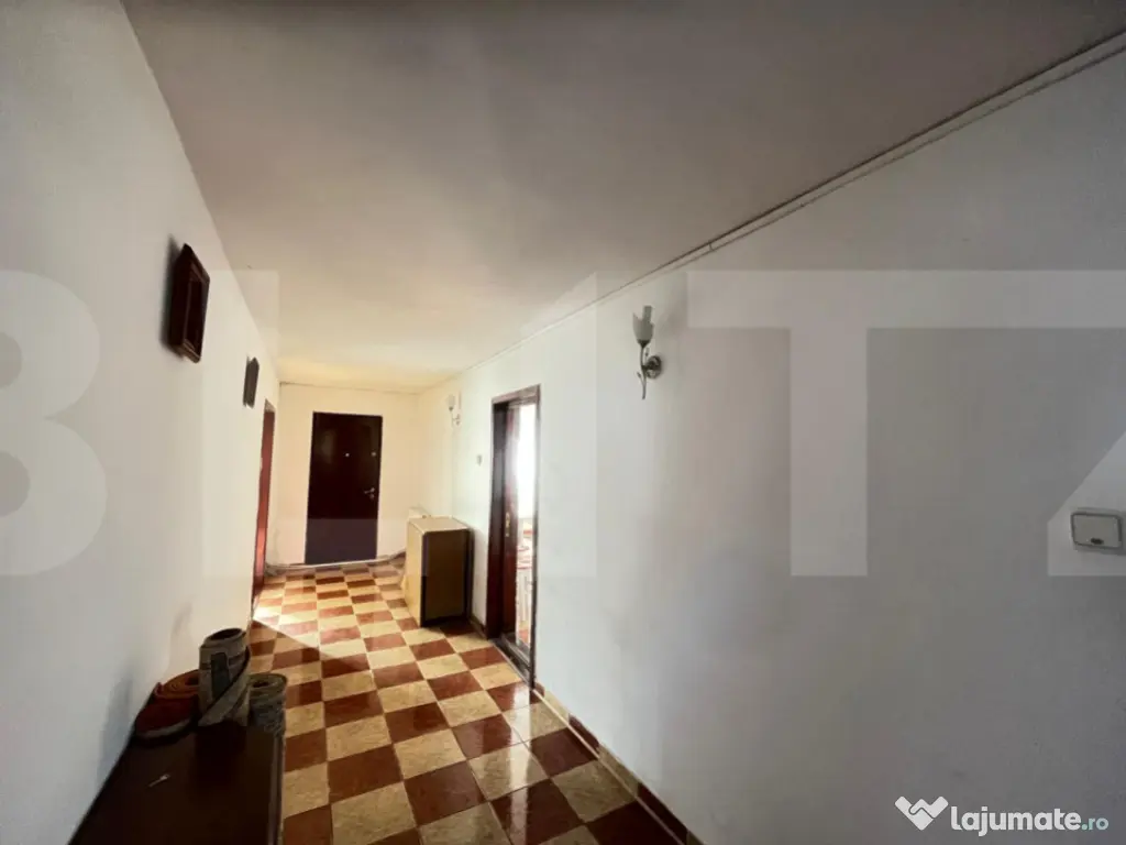 Casă individuală P+M de vânzare – Botoșani, teren gene