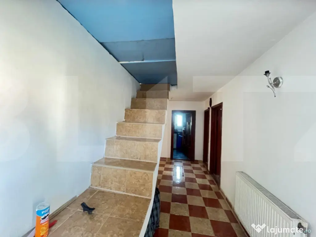 Casă individuală P+M de vânzare – Botoșani, teren gene