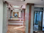 Inchiriere o cladire de birouri in zona Damaroaia cu 12 p... 