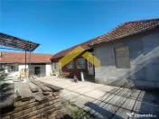 Casa 5 camere de localitatea Capruta 