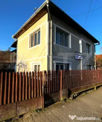 Casă de vânzare în Blaj – 1950 mp teren, 110 mp utili