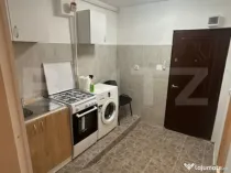 Garsoniera cu baie proprie, 24 mp, etaj 2, centrala, mobilat