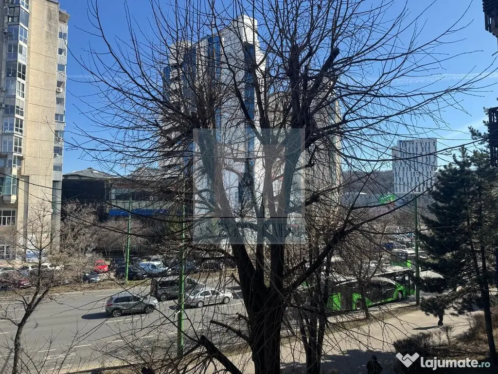 Apartament 3 camere – Centrul Civic | Bd. Mihail Kogăl...