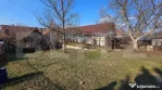 Teren generos cu casă – ideal pentru renovare sau dezvolt