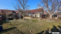 Teren generos cu casă – ideal pentru renovare sau dezvolt