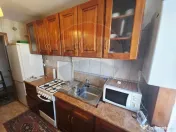 Apartament cu 2 camere de închiriat în zona Central 