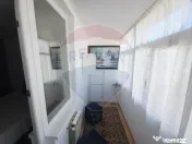 Apartament cu 2 camere de închiriat în zona Central