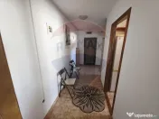 Apartament cu 2 camere de închiriat în zona Central 