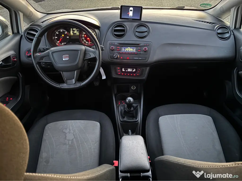 Seat Ibiza an 2013 diesel motor 1600 cm euro 5 Climatonic