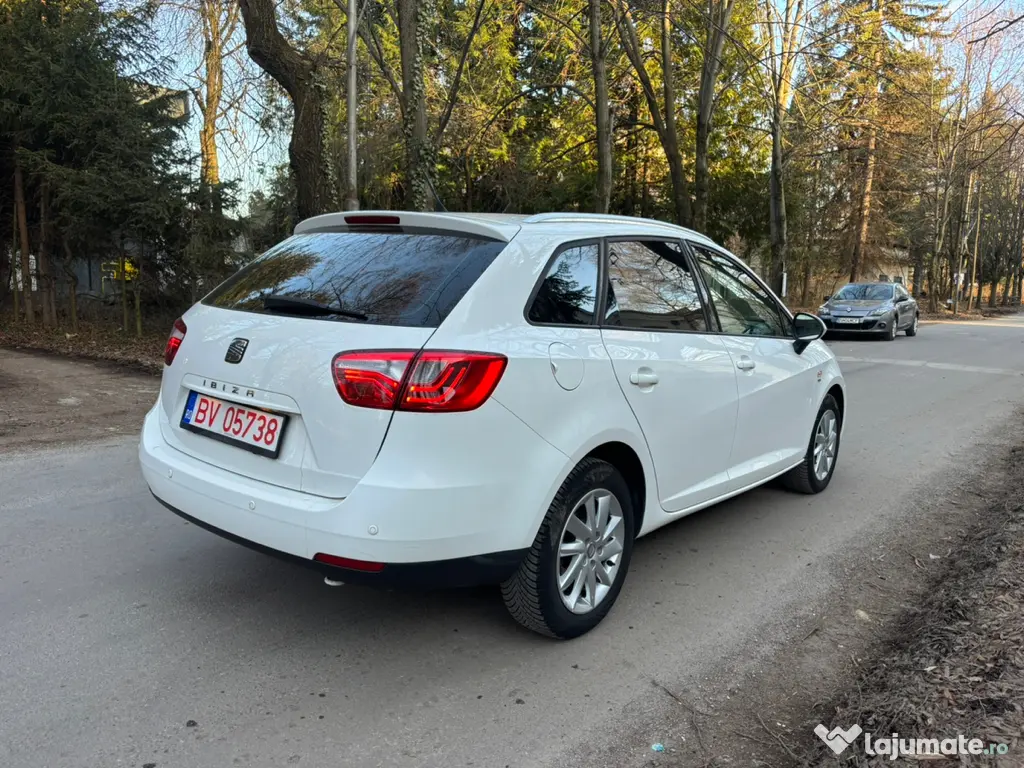 Seat Ibiza an 2013 diesel motor 1600 cm euro 5 Climatonic
