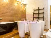 Apartament cu 3 camere, balcon și loc de parcare in gara... 