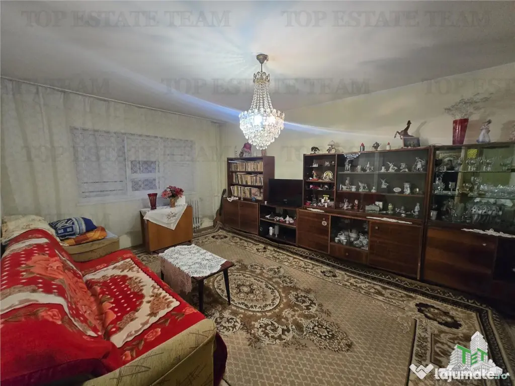 Apartament 3 camere Uverturii