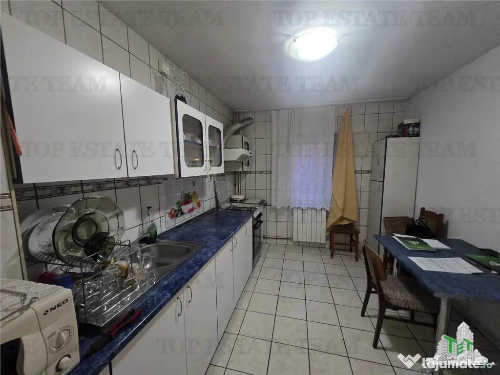 Apartament 3 camere Uverturii