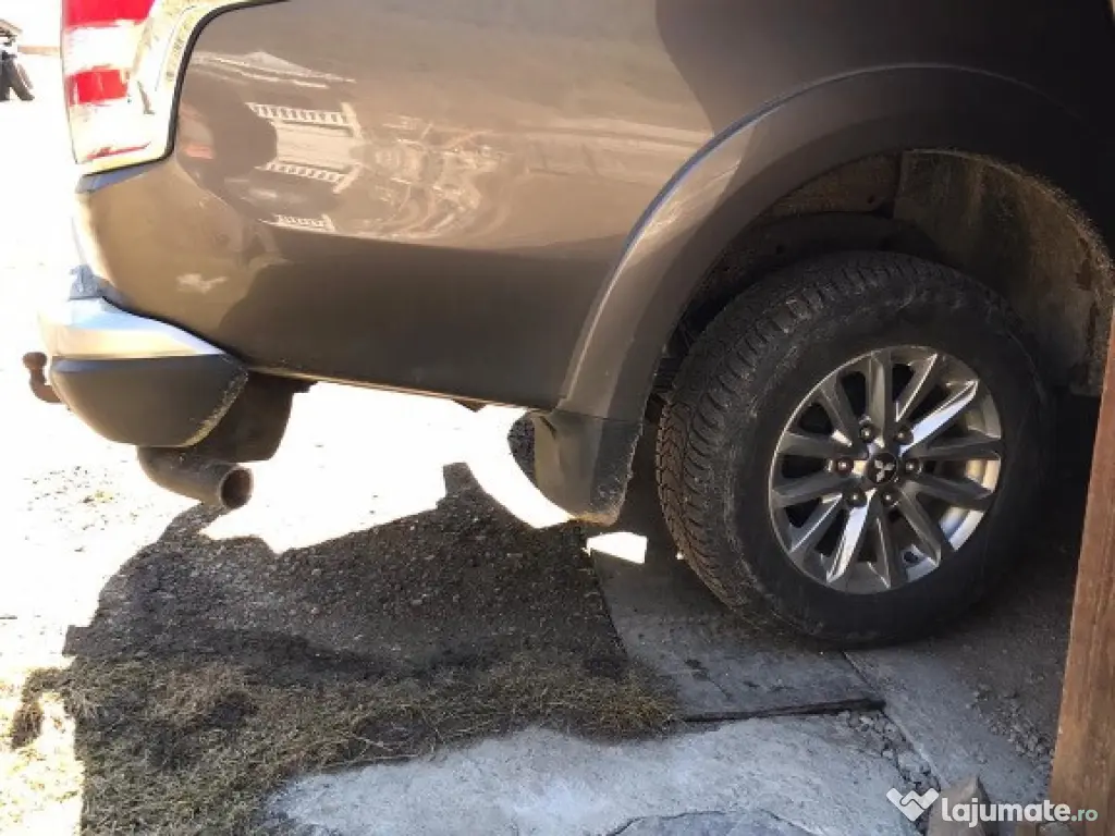 Mitsubishi L200 2016 arată și funcționează foarte bine