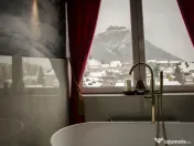 Apartament exclusivist de inchiriat-3 camere-2 bai-zona Ultracentrala 