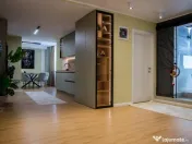 Apartament exclusivist de inchiriat-3 camere-2 bai-zona Ultracentrala 