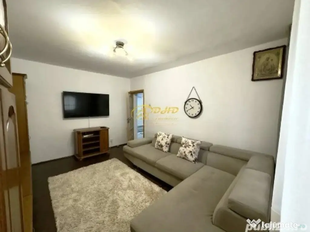 Apartament cu doua camere decomandate, zona Pacurari