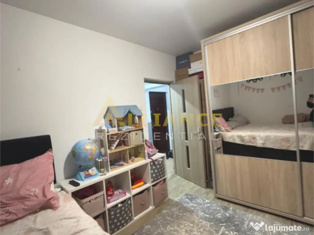 Garsoniera 27 mp || Etaj 1/4 || Bloc 1983 || Parcare || Str