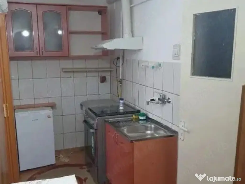 Apartament 2 camere confort redus, Micro 19,,et 3