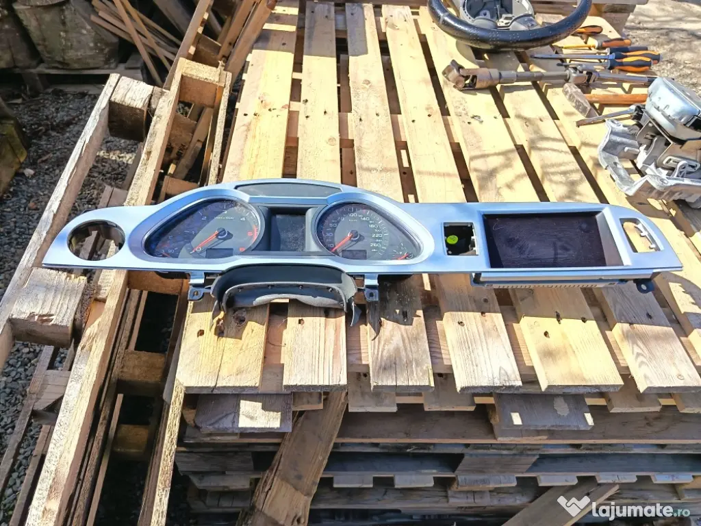 Ceasuri + ramă + display mmi