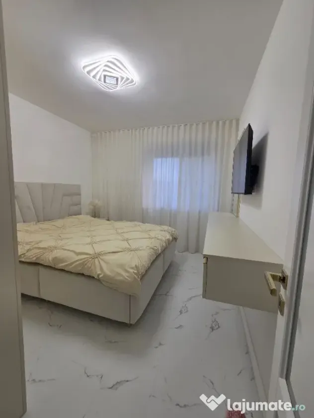 3 camere Mobilat utilat Complet bloc 2013