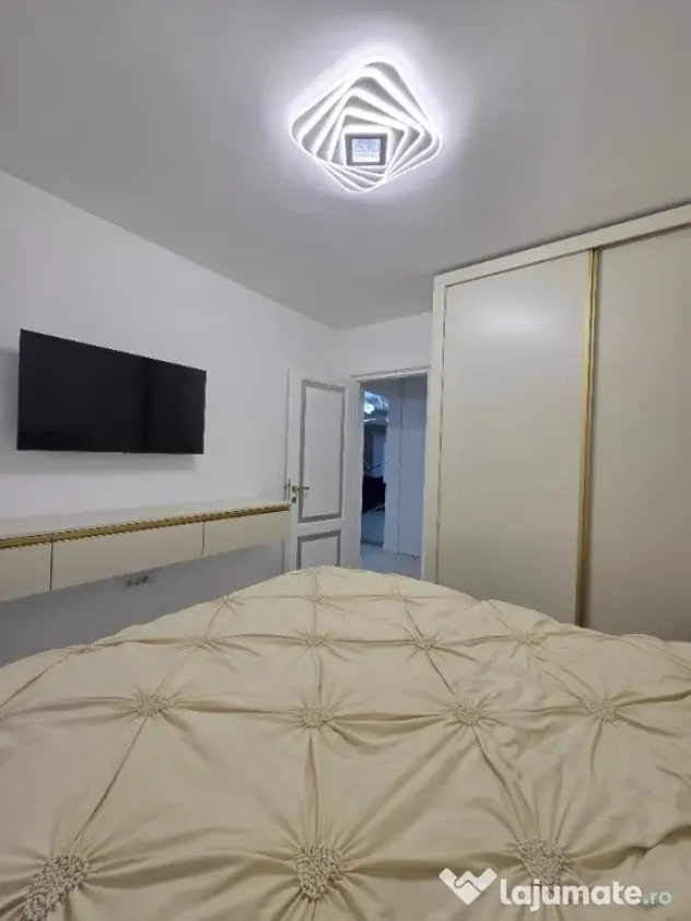 3 camere Mobilat utilat Complet bloc 2013