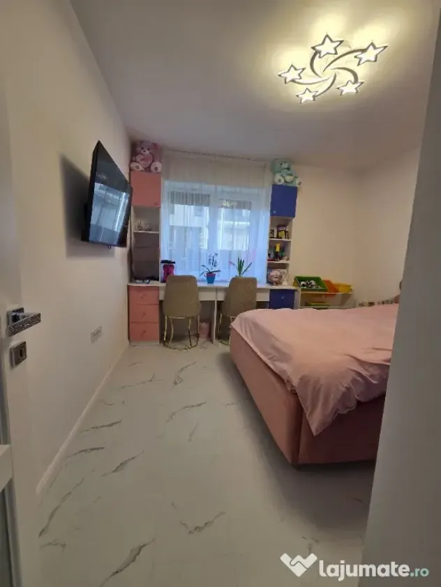 3 camere Mobilat utilat Complet bloc 2013
