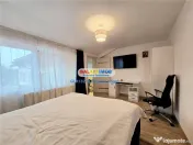 Dobroesti,vila 8 camere,garaj,185 mp utili, teren 222 mp.la 