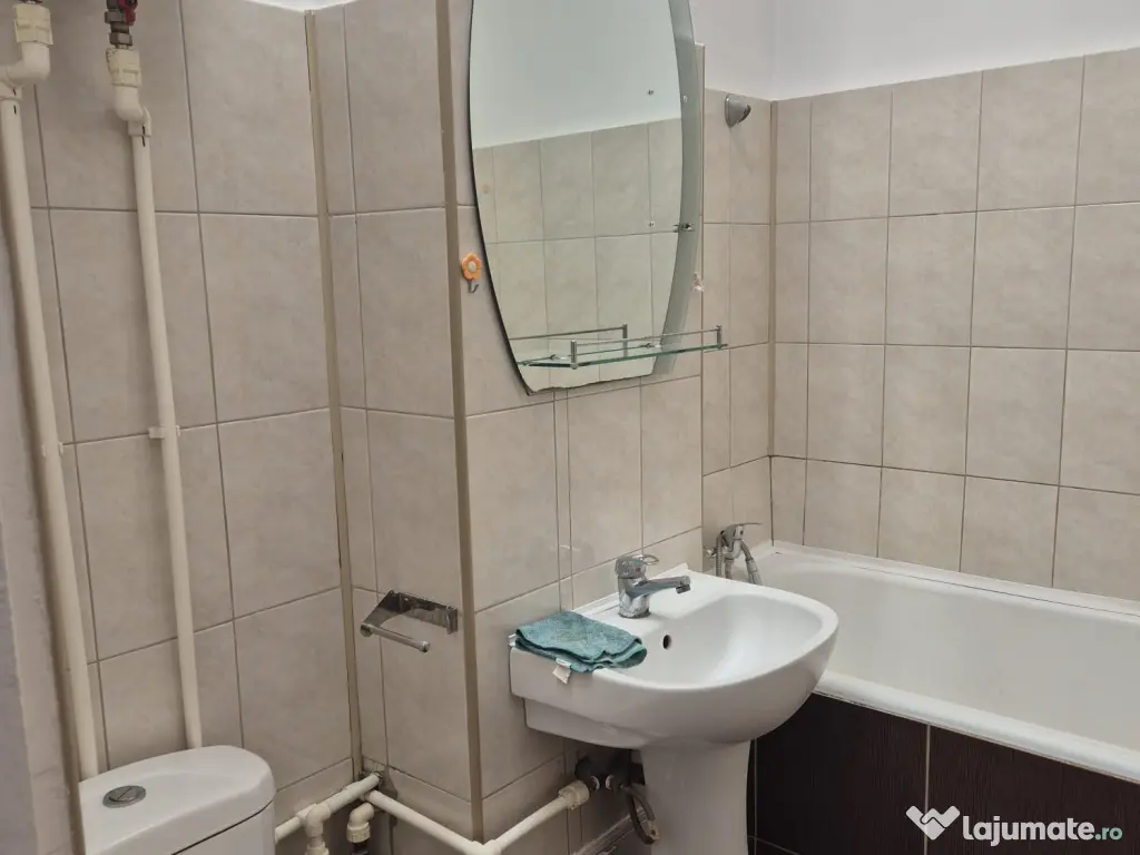 Închiriez garsonieră, zonă 1 Decembrie 1918/Trapezului, Proprietar