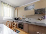 Decomandat 2 camere etaj 1 Dumbravita 