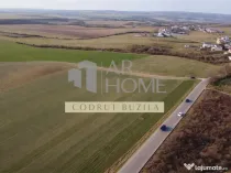 Teren intravilan 2500mp, Bucov