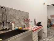 Spatiu comercial cu vitrina Doamna Stanca mall Selimbar 