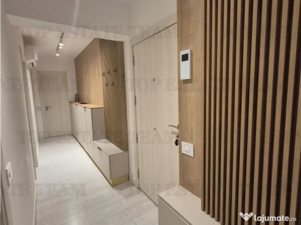 Apartament 3 camere de in zona Piata Presei