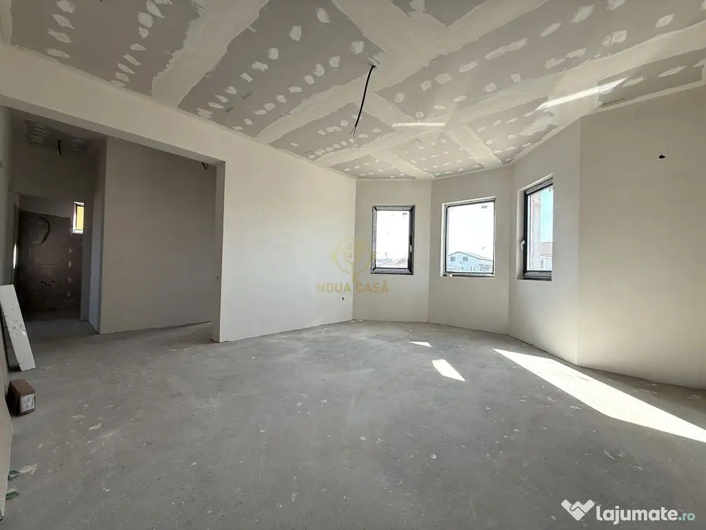 Casa 3 Dormitoare/Garaj/Terasa cu Teren Generos de 650MP