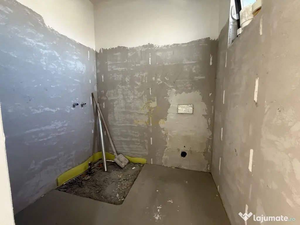Casa 3 Dormitoare/Garaj/Terasa cu Teren Generos de 650MP