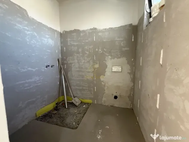 Casa 3 Dormitoare/Garaj/Terasa cu Teren Generos de 650MP