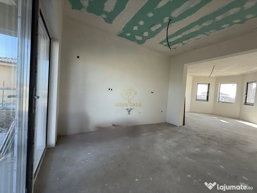 Casa 3 Dormitoare/Garaj/Terasa cu Teren Generos de 650MP