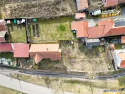 Pretabila si pentru 2familii:Vila duplex, Chilieni, Sfantu G 