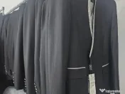 Lichidare de stoc,Vând en-gros un stoc de costume bărbați 