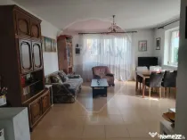 Casă / Vilă cu 8 camere de vânzare în zona Central