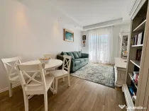 COSMOPOLIS - Apartament 2 camere tip studio, vedere piscina