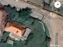 Teren cu casă bătrânească