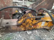 Buldoexcavator JCB 3CX 2002 