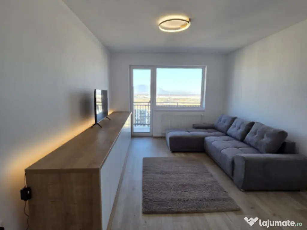 Apartament cu 3 camere, suprafata generoasa de 75mp si loc d