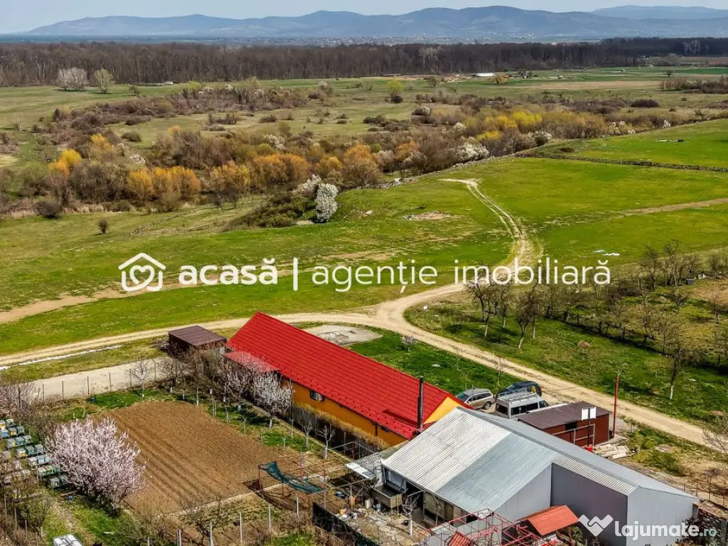 Casă modernă (2021) – Priveliște panoramică spre Lu...