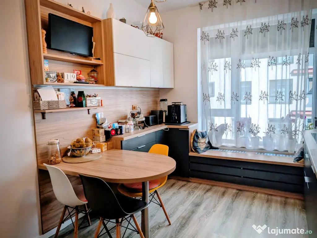 vânzare 4 camere lux, vedere lac, zona Floreasca Aviației