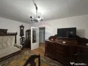 Apartament et. 1 cu 3 camere de închiriat str. V. Babes ... 