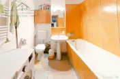 Apartament cu 2 camere și centrală proprie, zona Micalaca, 